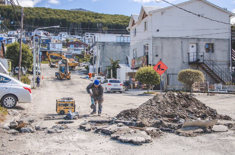 Sigue la obra de pluviales de Karukinka norte