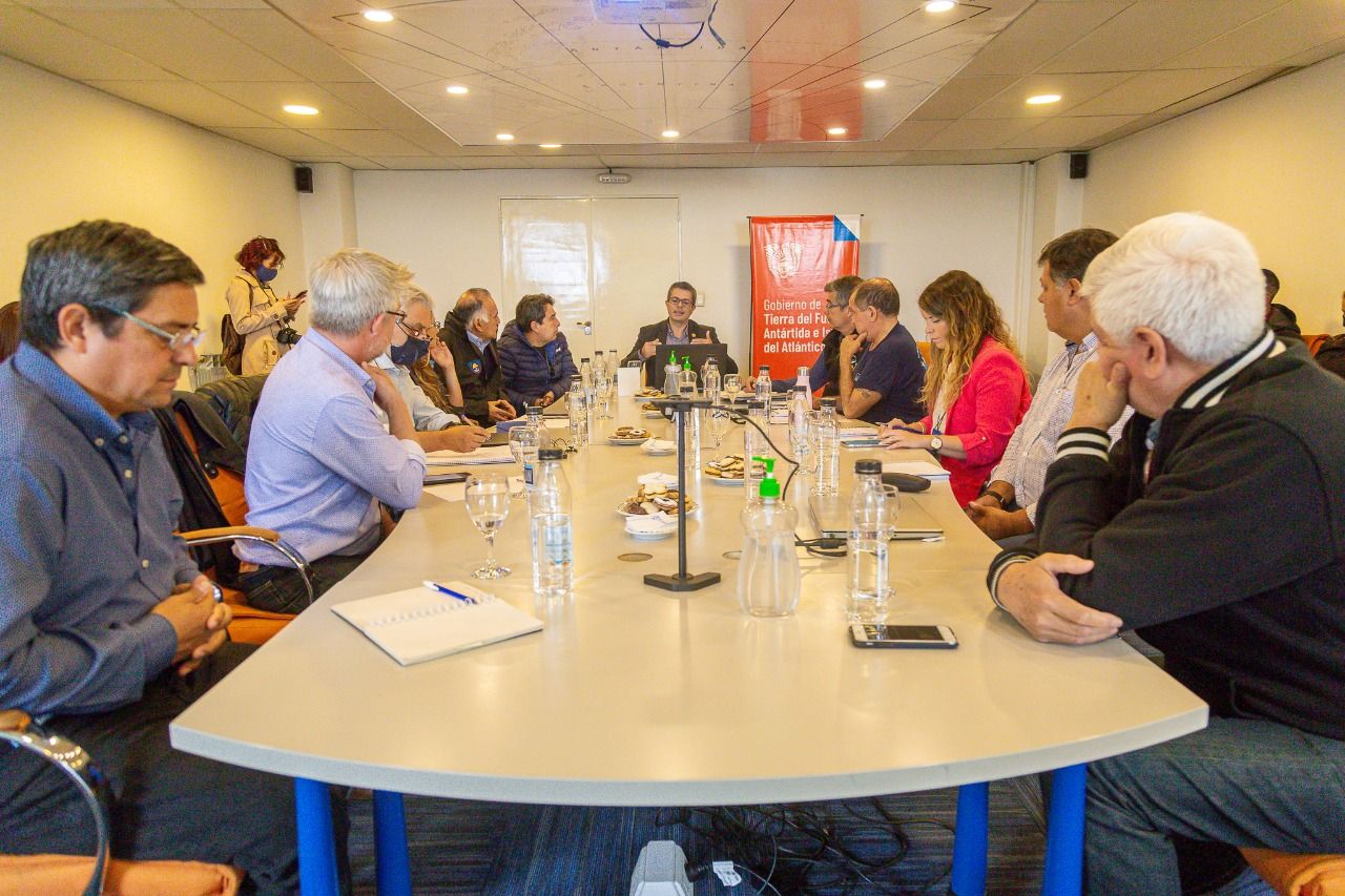 Hubo una primera reunión institucional por el 40° aniversario de la Gesta de Malvinas