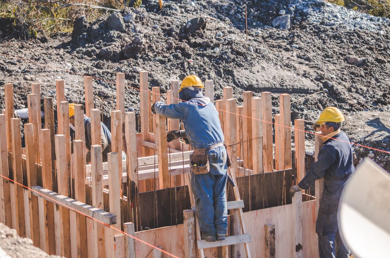 Avanza el tendido de gas natural en la urbanización San Martín