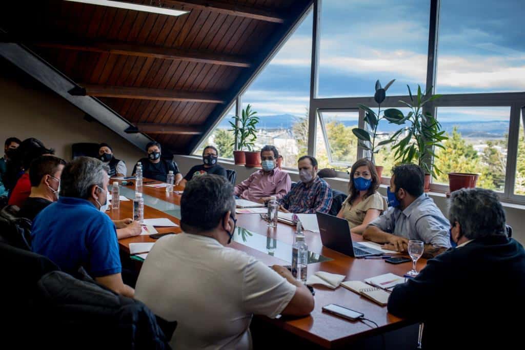 Negociación salarial: primera reunión entre gremios y municipalidad