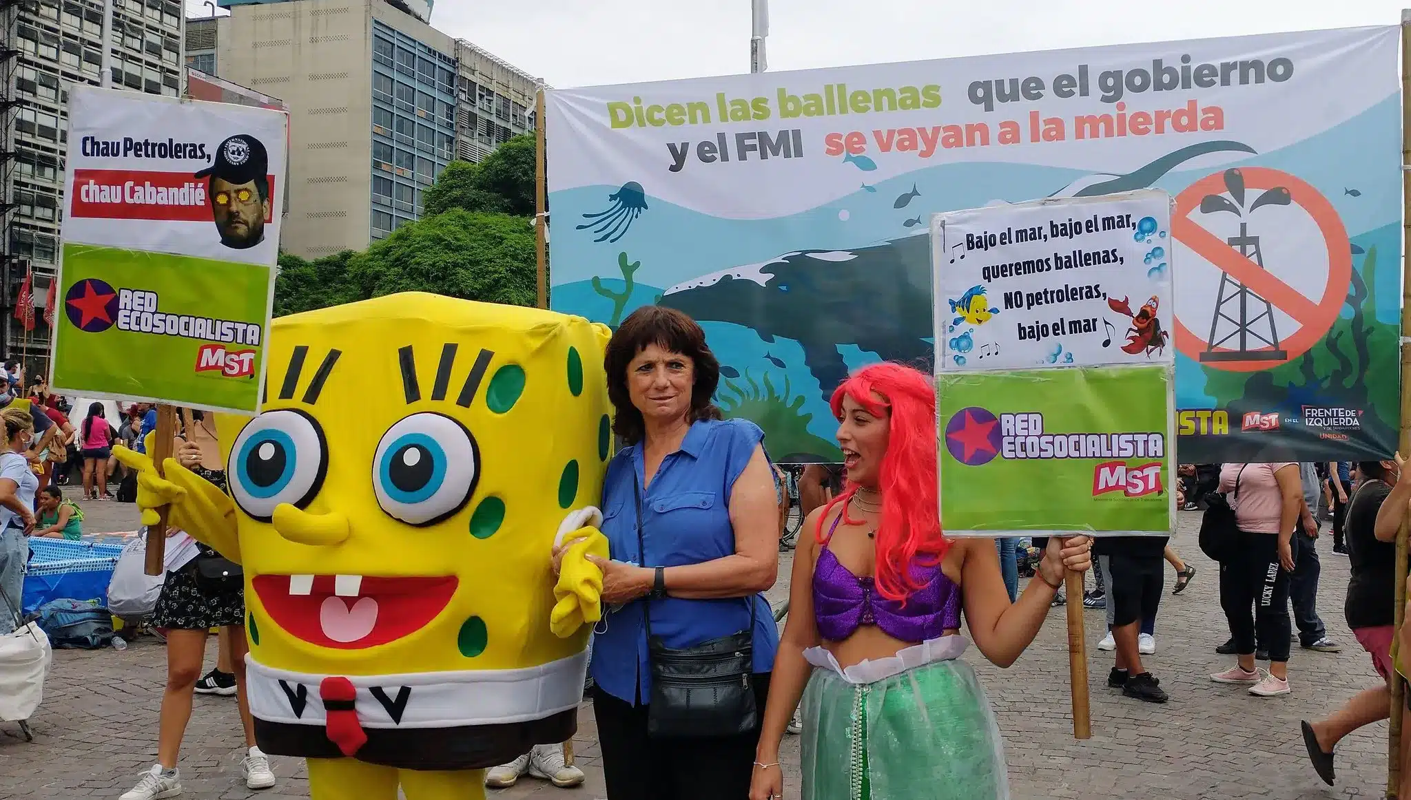 Organizaciones socio-ambientales se movilizaron para defender mares y océanos