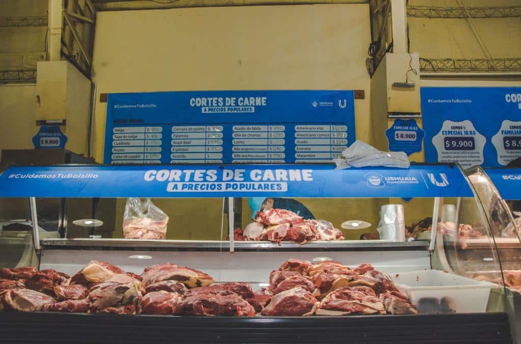 Reabrió el Mercado Concentrador de carnes, pollos, frutas y verduras