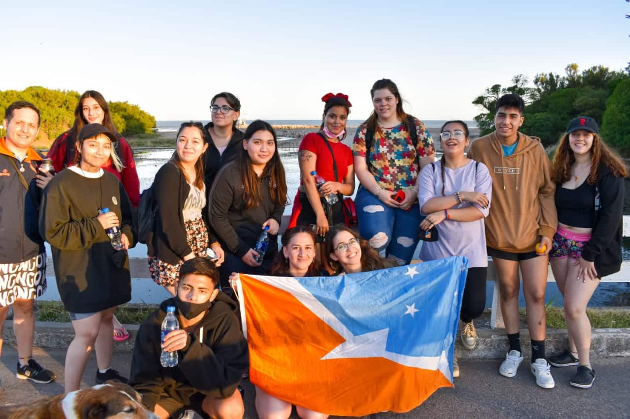 Las y los jóvenes que participaron de «JuvenTUR – Turismo Social Joven” vuelven a la provincia