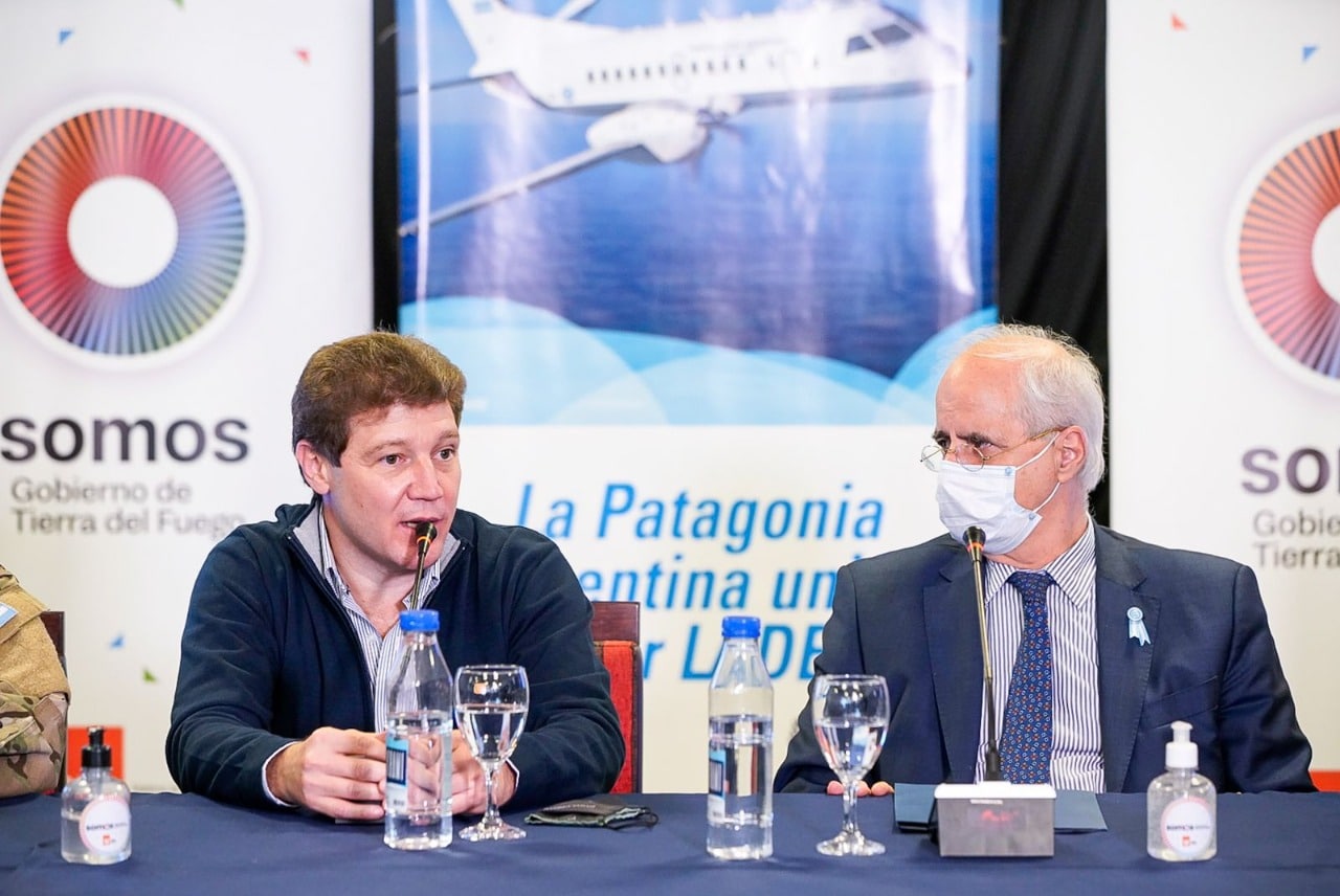 Taiana anunció incrementos de vuelos de LADE y un radar en Río Grande