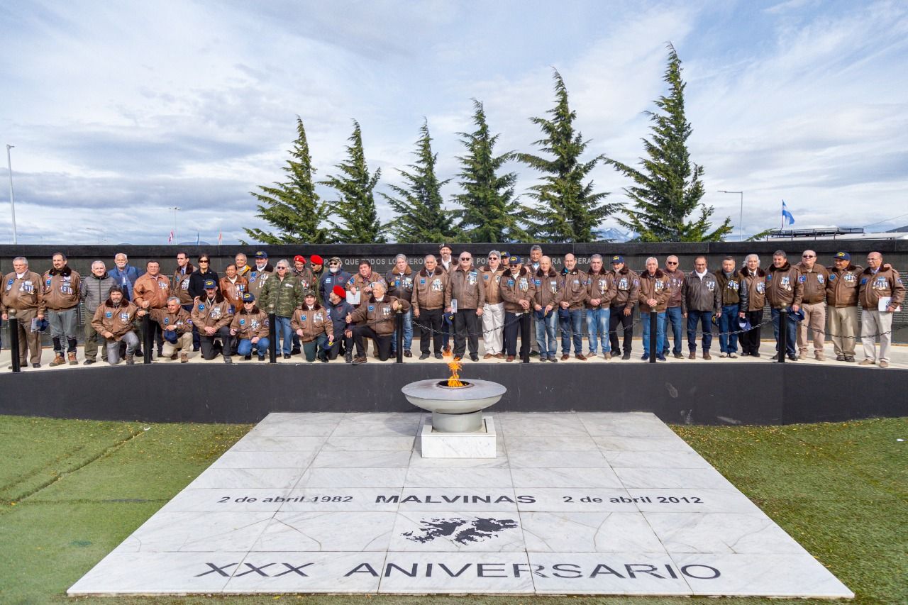 Familiares de fallecidos en Malvinas y Veteranos fueron distinguidos por el Gobierno