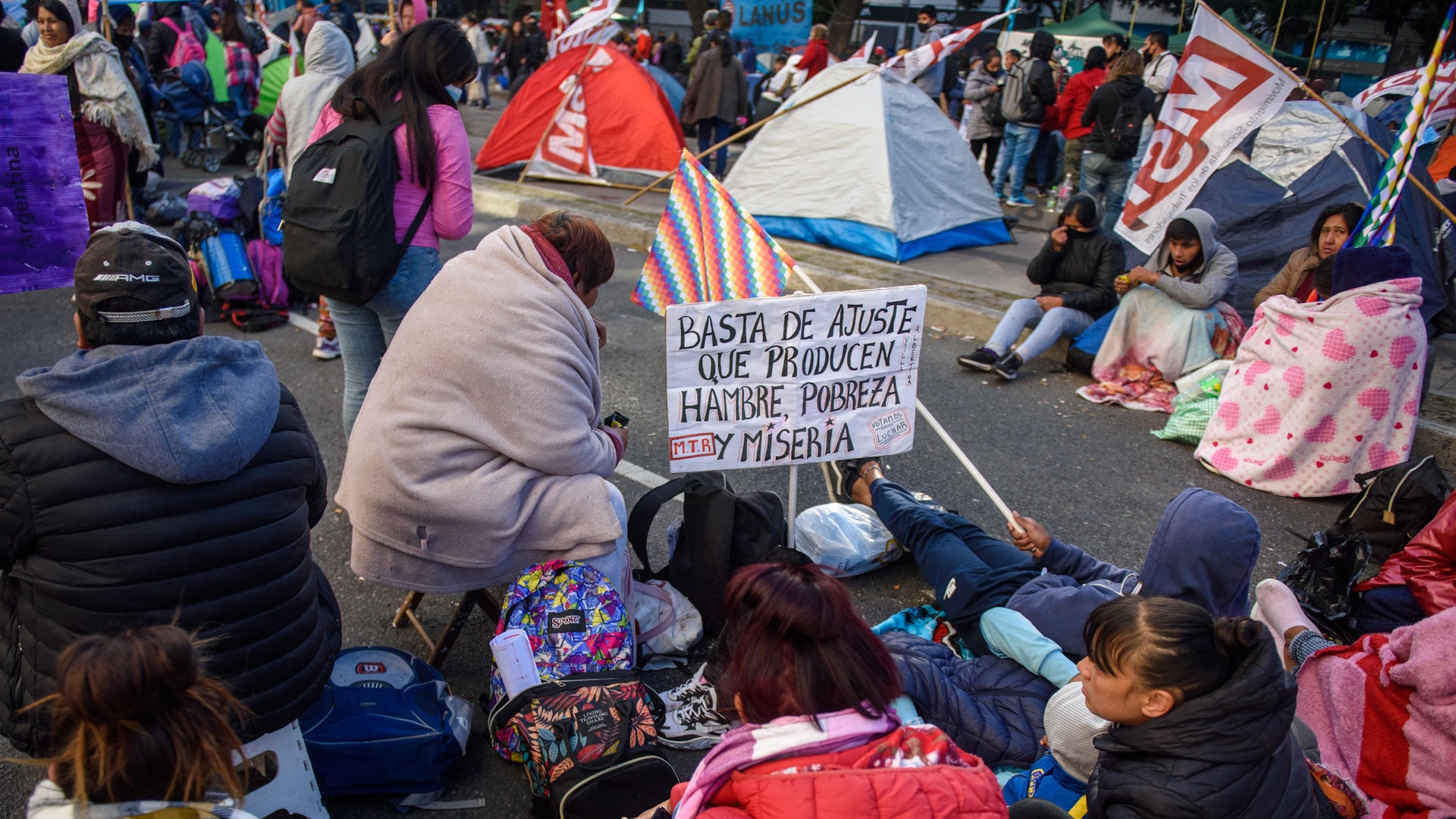 Nación se volvió a reunir con organizaciones sociales