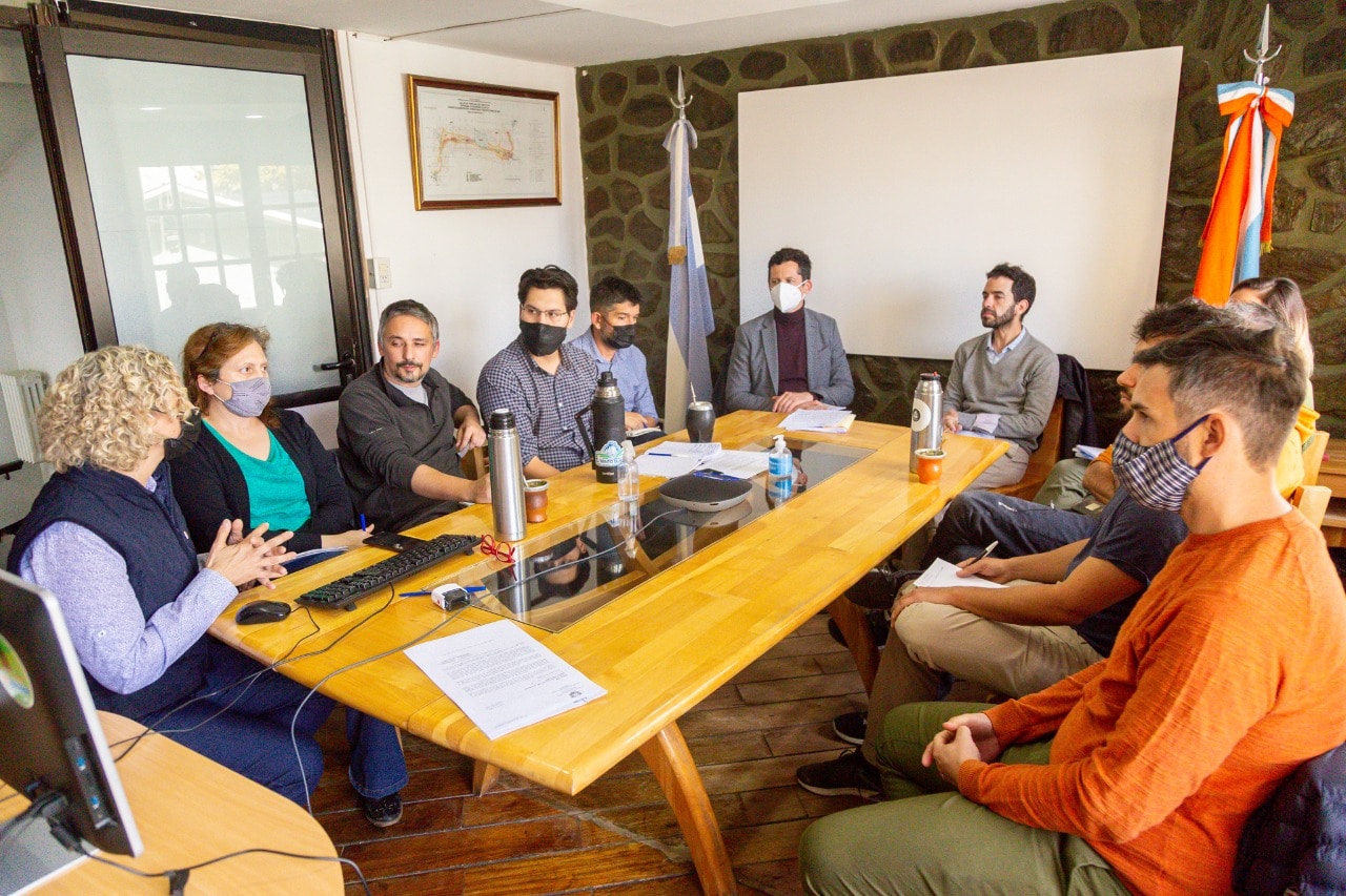 Producción y Ambiente junto a la Agencia Francesa de Desarrollo avanzaron en la gestión de turberas