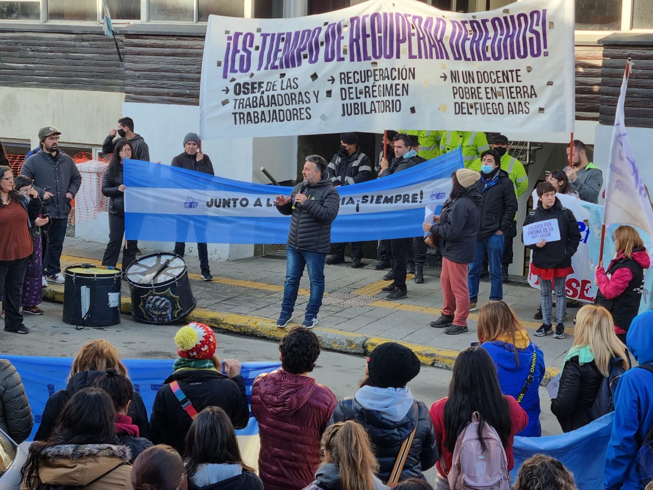 Reclaman que el Ministerio de Educación emitió una resolución de manera unilateral