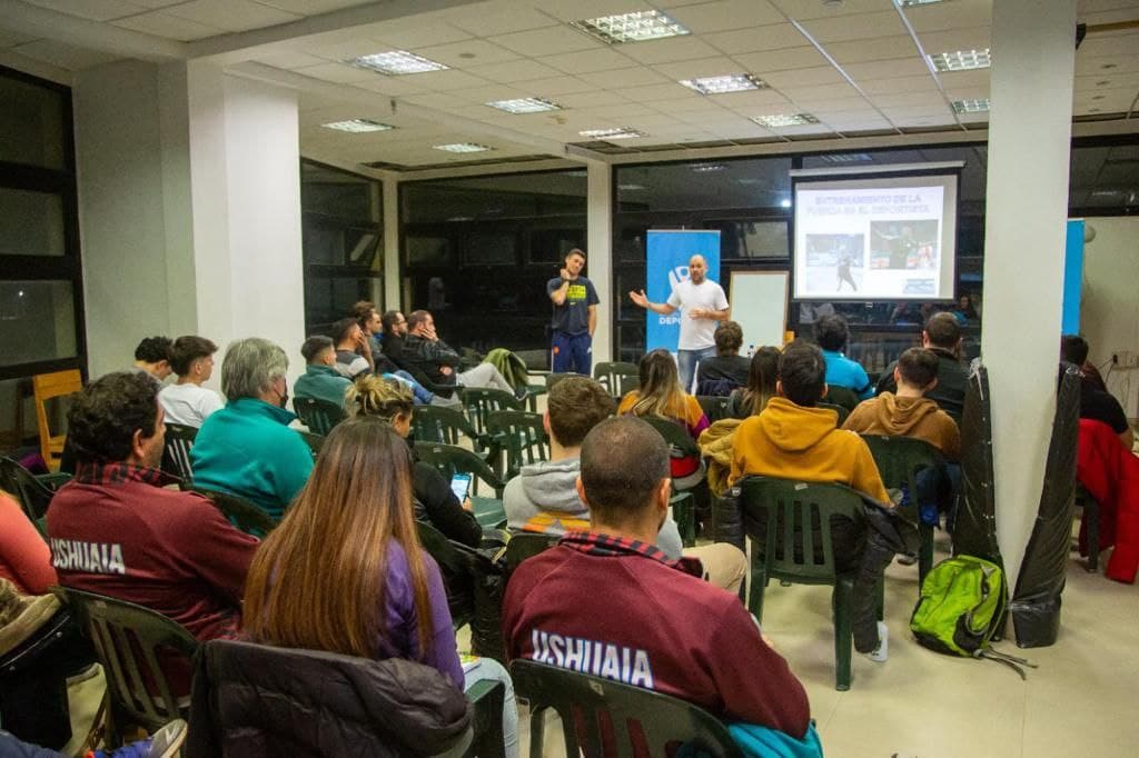 Mas de 50 entrenadores fueron capacitados por Román Gorosito