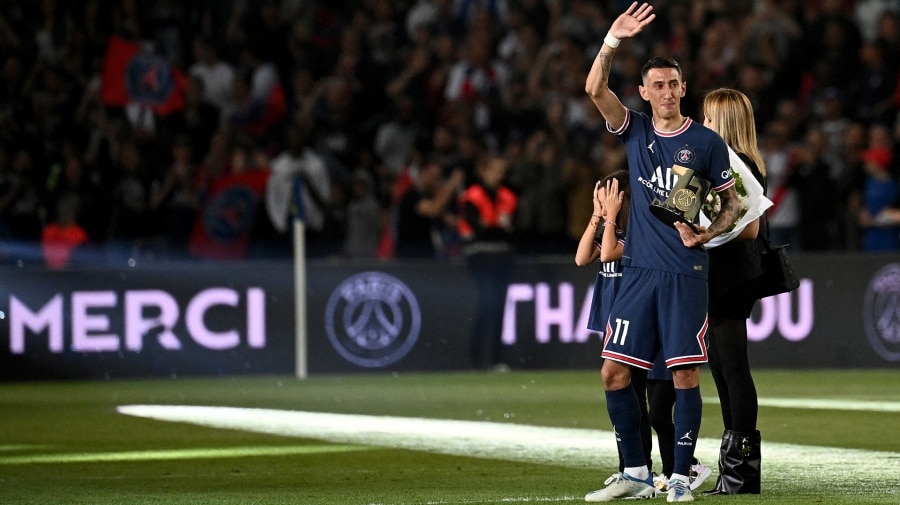 Di María se despidió del PSG con una gran ovación