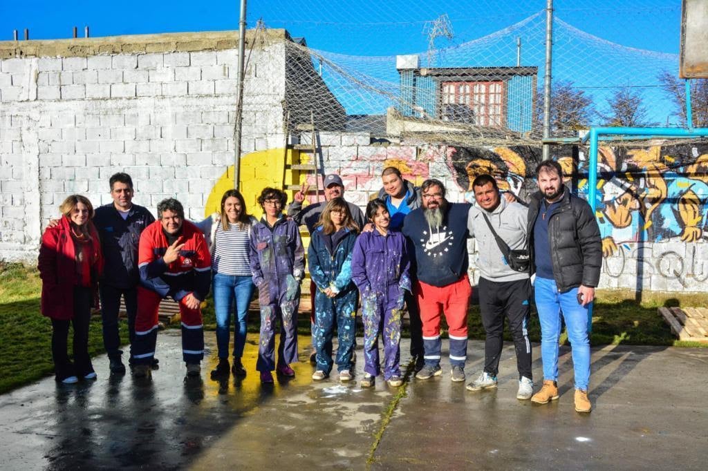 El Bosquecito prepara un mural conmemorativo de la Gesta de Malvinas