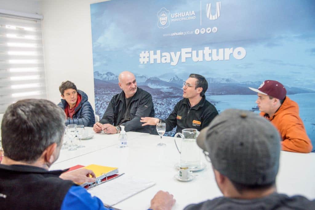 Encuentro entre la municipalidad y la Asociación Pro-Karting
