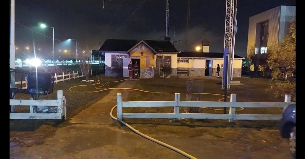 En el quincho de Radioaficionados se originó un incendio