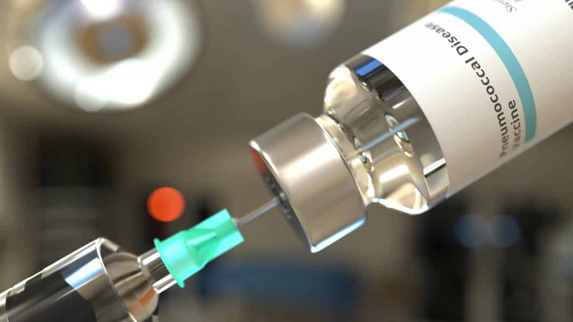 La vacunación es la principal medida para prevenir la neumonía