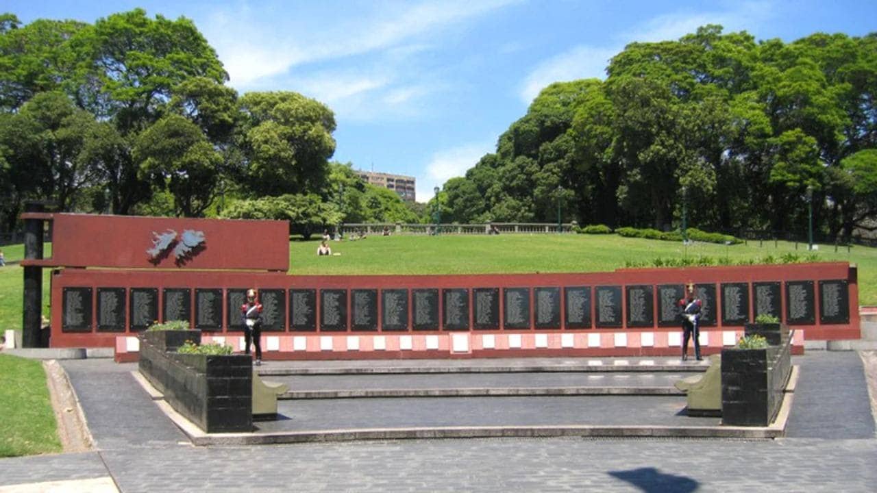 Municipalidad de Ushuaia solicitó a CABA que actualice el escudo de la provincia