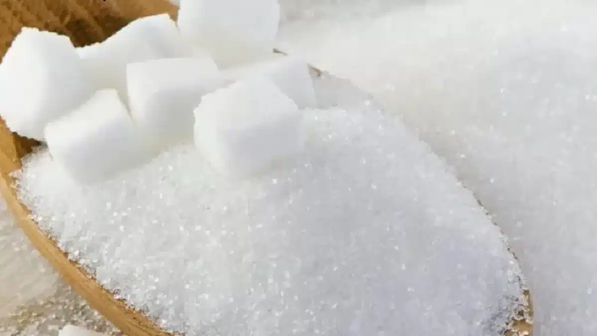 Anmat prohibió una marca de azúcar por «piedras y otros objetos extraños»
