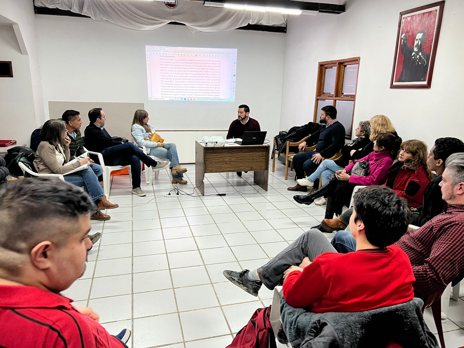 Convención Constituyente: Afiliados de la UCR presentaron sus propuestas