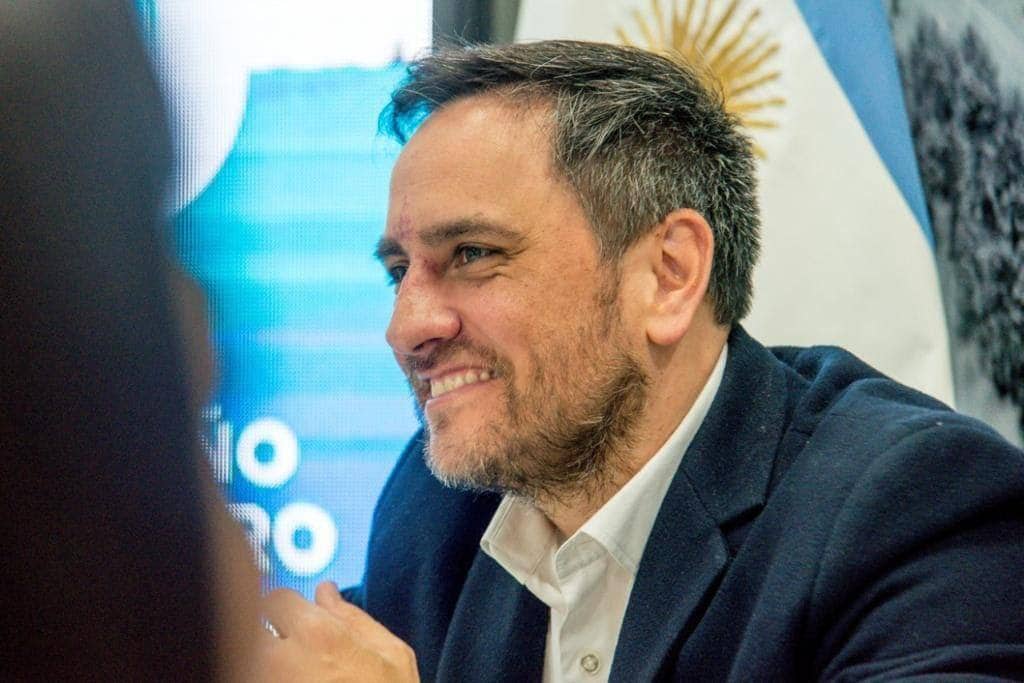 Cabandié destacó la Carta Orgánica con «principios ambientales fundamentales»