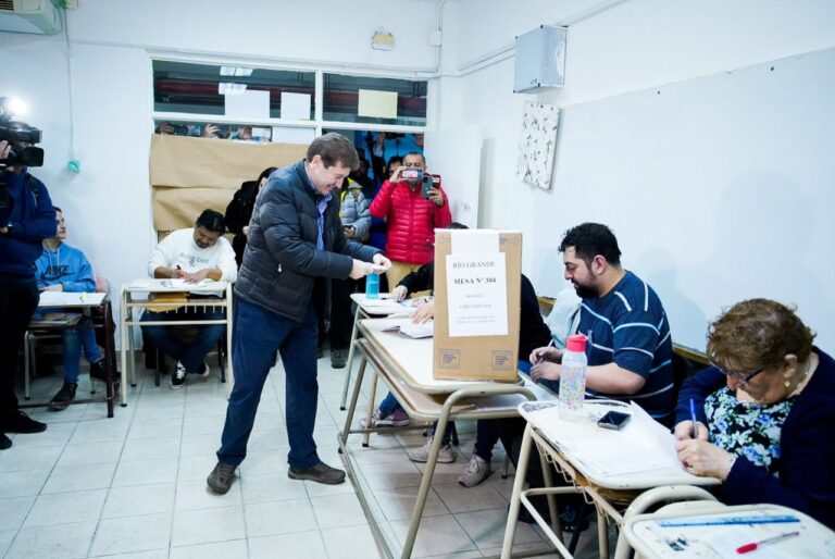 «Es bueno que tengamos esta posibilidad de votar en paz», dijo Melella