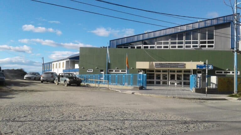 Colegio Sábato: Amenaza de bomba alertó a la Policía