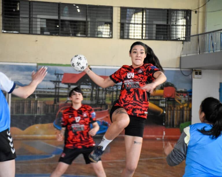 Eduardo “Dady” Gallardo dictará una clínica de handball