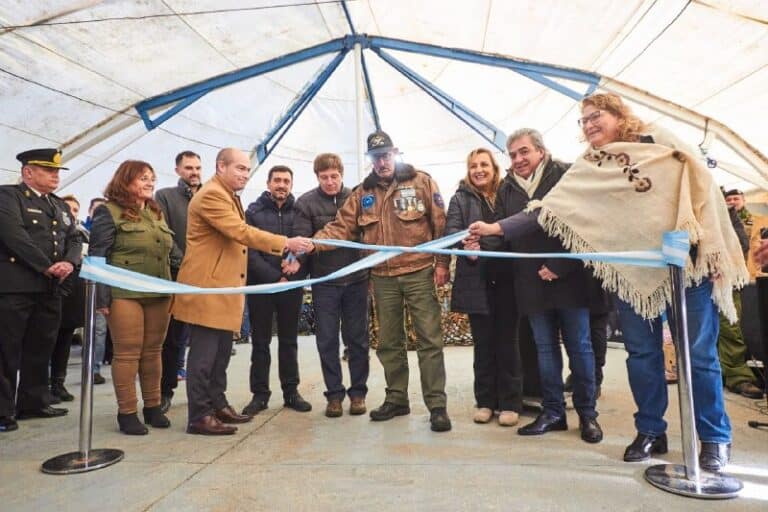 Se inauguró la Carpa de los Veteranos de Guerra en Ushuaia