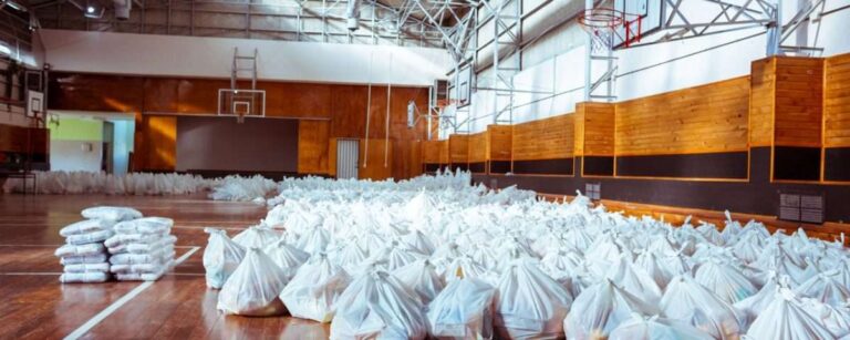 Comienza la entrega de módulos alimentarios de comedores escolares