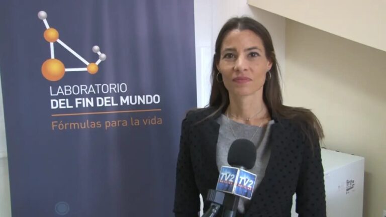 Polémica por millonarios ingresos de una funcionaria
