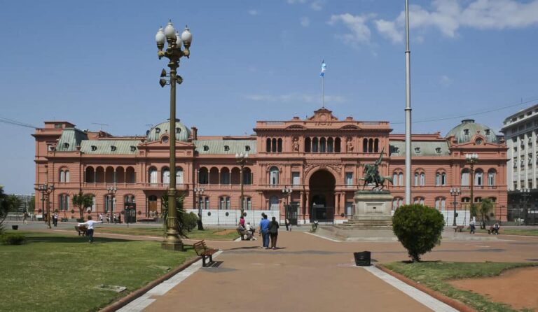 Desafíos y negociaciones en el inicio de las sesiones extraordinarias