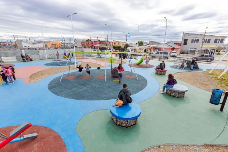 Renovaron la plaza del Barrio 25 de Mayo
