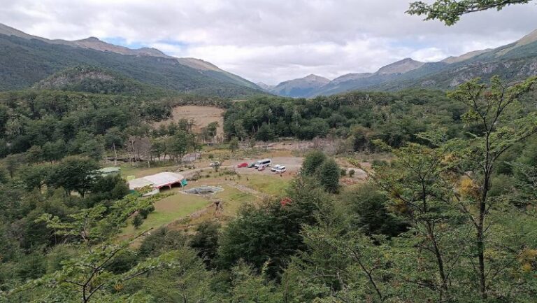 Científicos acceden a las Termas del Valdez para un estudio arqueológico