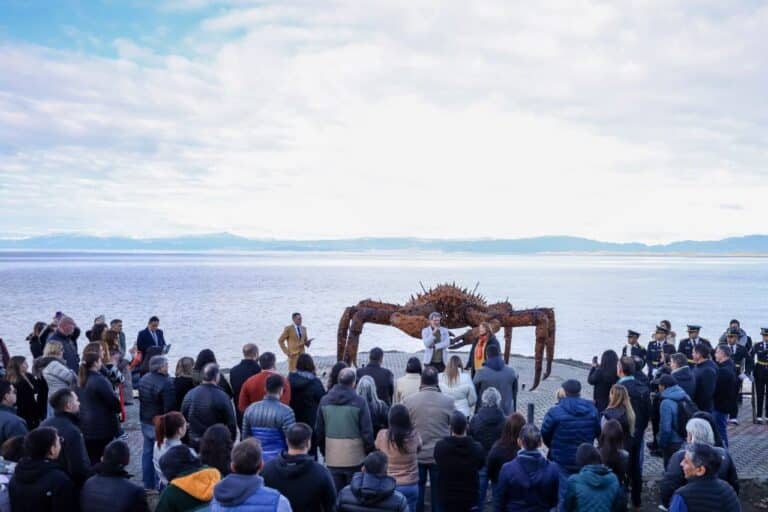 Se inauguró en Ushuaia el paseo de la centolla