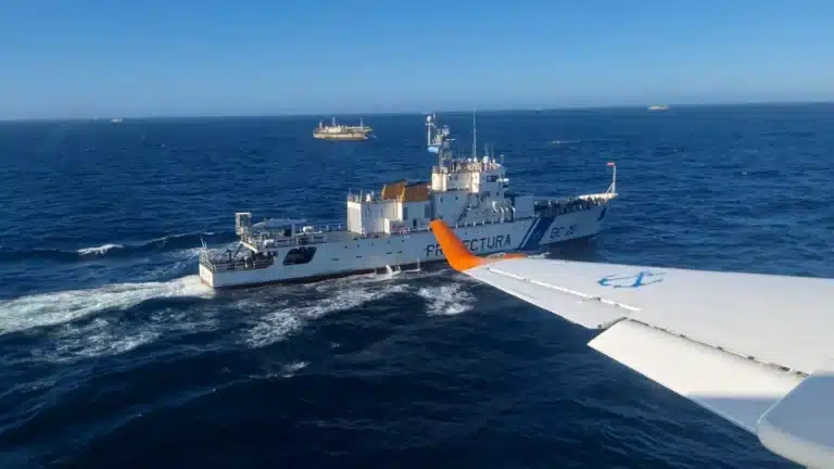La Armada implementa protocolo para detectar trata en buques