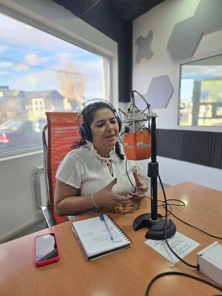 Garay explicó su proyecto para regular el transporte por aplicaciones