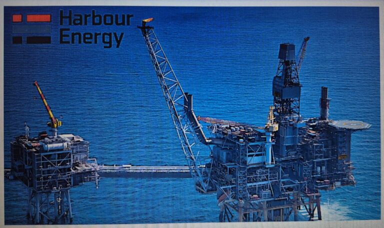 El gobierno habría fraguado datos para permitir operación de petrolera brítanica vinculada a malvinas