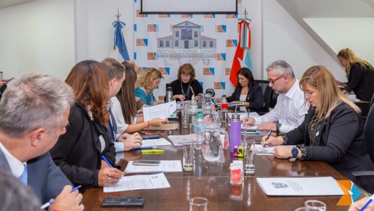 Unanimidad para el parche, falta de consenso para la decisión de fondo