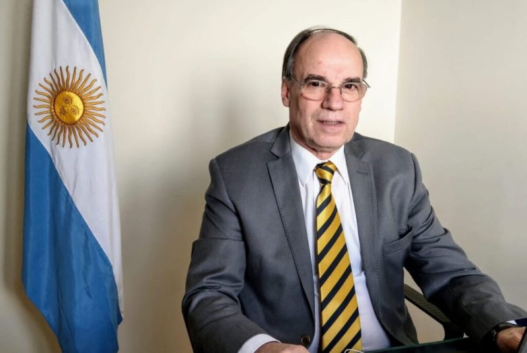 Blanco confirmó que será otra vez candidato, buscando la reelección como senador