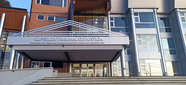 El STJ avaló la reforma y el gobierno llamará a elección de constituyentes
