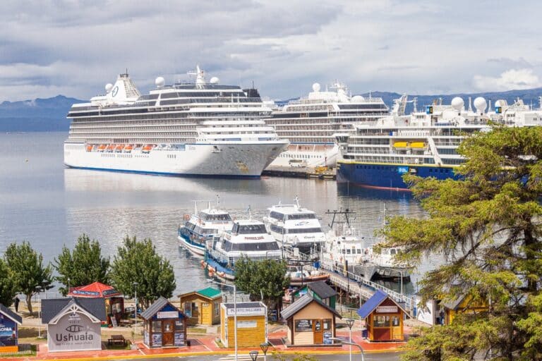 Se consolida el puerto de Ushuaia como puerta de entrada a la Antártida