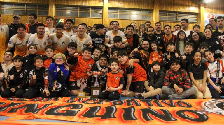 Pingüino campeón en un partidazo