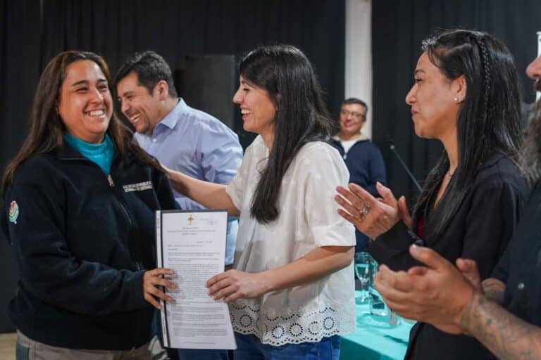 Harrington defendió el camino de la organización y la presencia estatal