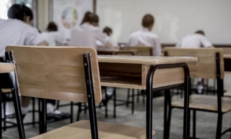 Solo 10 de cada 100 alumnos terminan la secundaria a tiempo