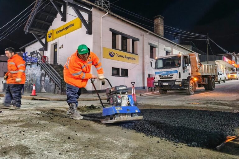 Se realizan obras en horario nocturno para cuidar a trabajadores y automovilistas