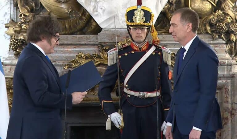 Santilli asumió como ministro del Interior: búsqueda de consensos y gira por el país para fortalecer el vínculo con los gobernadores