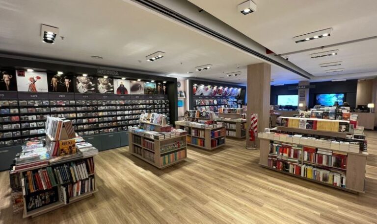 Librerías Yenny-El Ateneo desembarca en Ushuaia