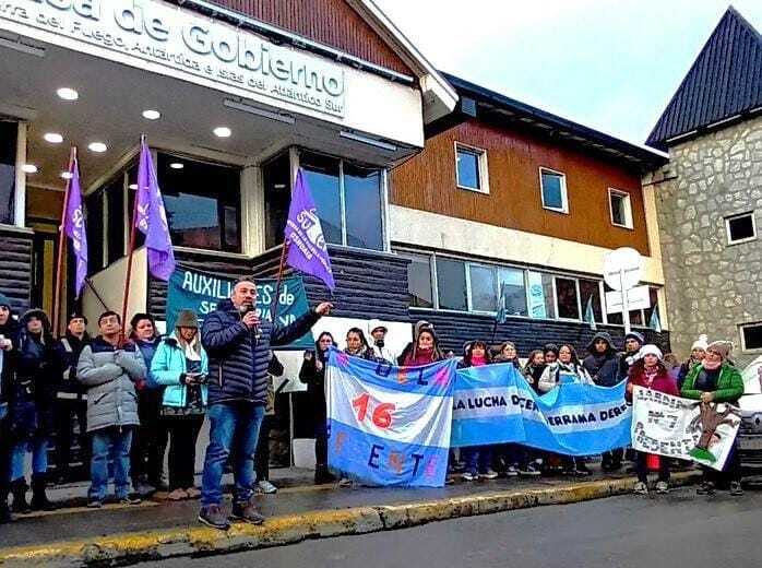 Otra jornada sin clases: los docentes exigen medidas de seguridad en las escuelas