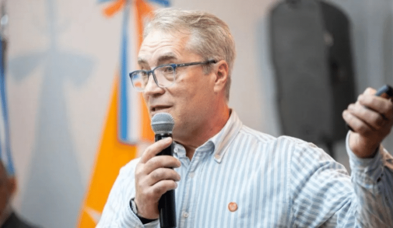 “La ley dice claramente no a la acuicultura de peces en el Beagle”, sostuvo Marzioni