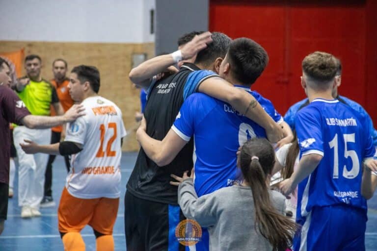 San Martín lo dio vuelta en un partidazo y se quedó con el título anual del Futsal CAFS