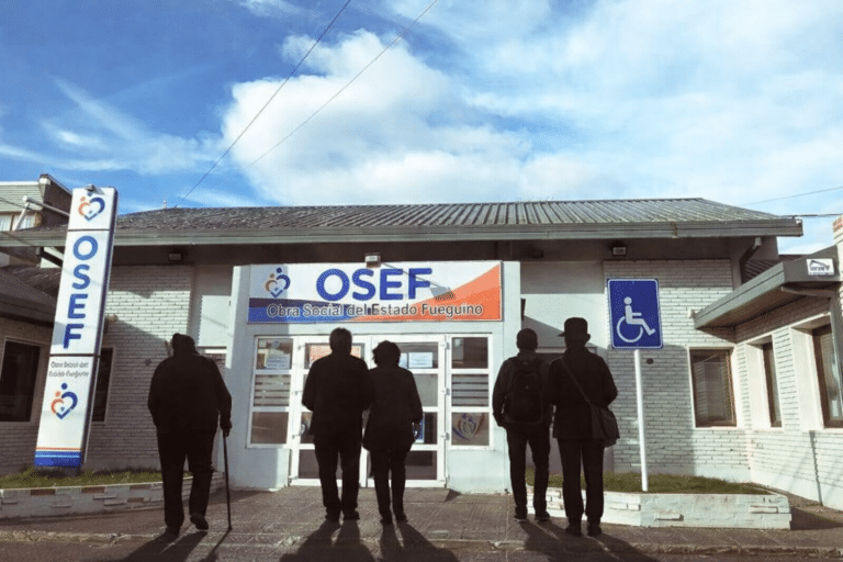 Jubilados y activos movilizarán por la crisis de OSEF
