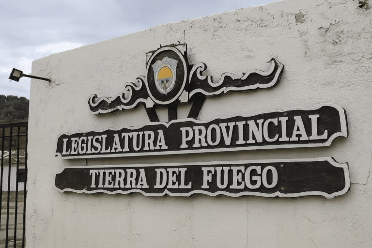 Nueva suspensión y nueva fecha para la sesión legislativa